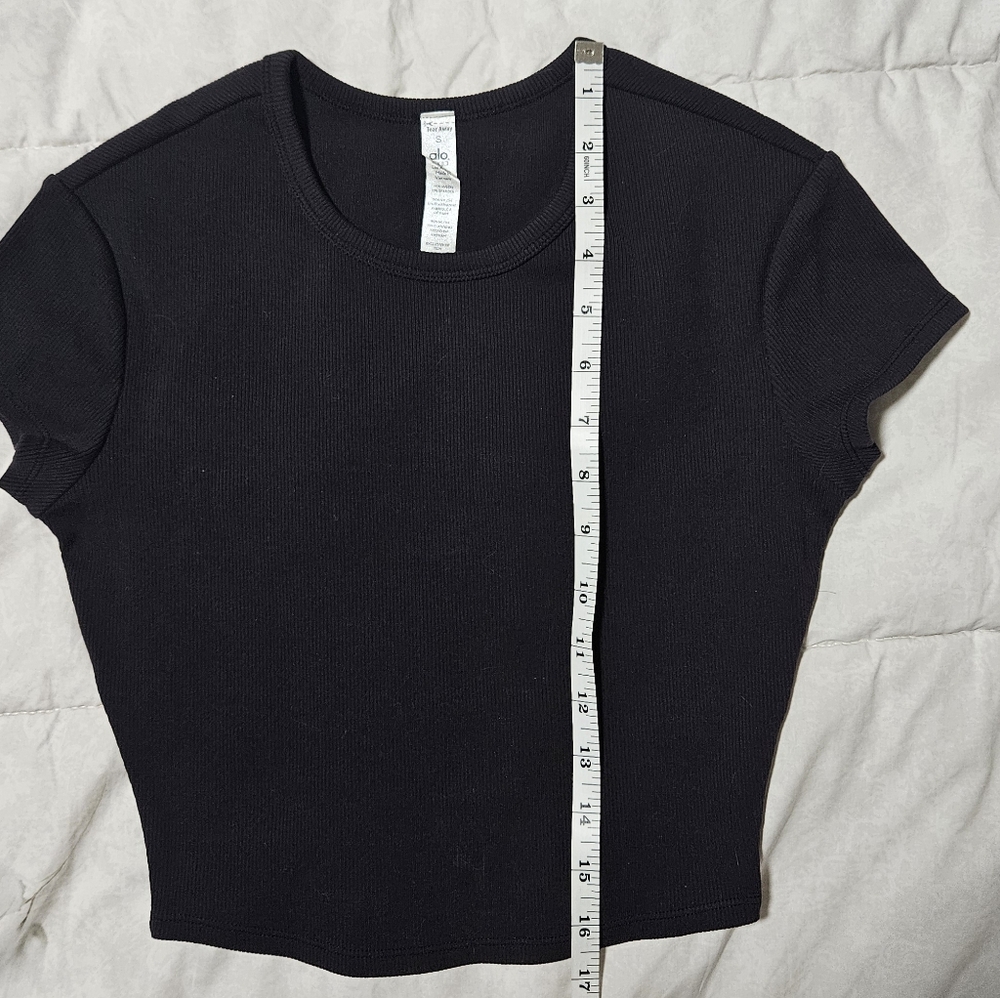 Alo Ribbed Cropped Top Small - Picture 5 of 5